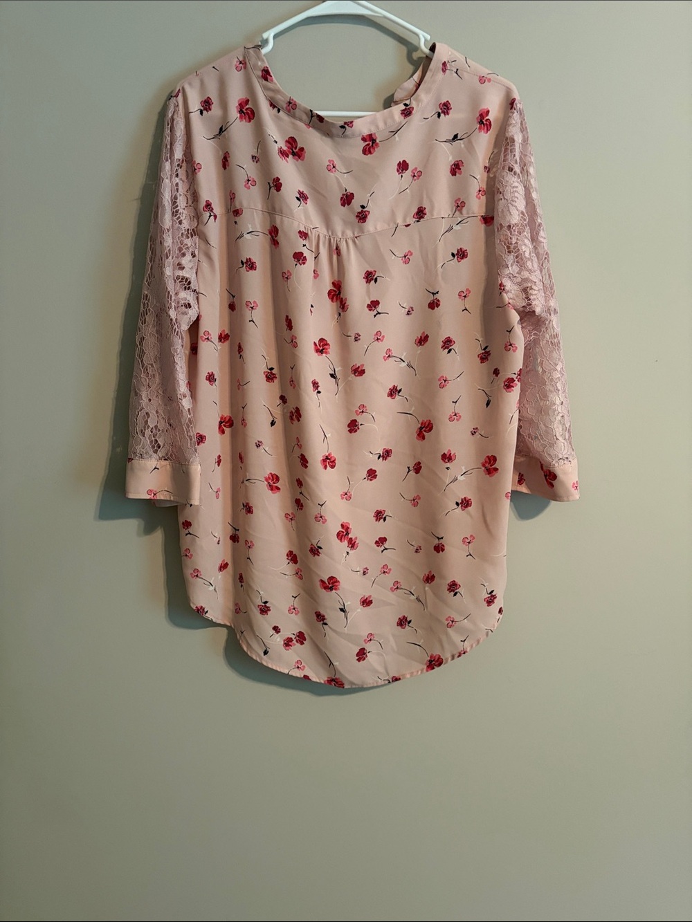 Maurice’s Blush Pink Floral Lace-Sleeve Blouse - Picture 2 of 6
